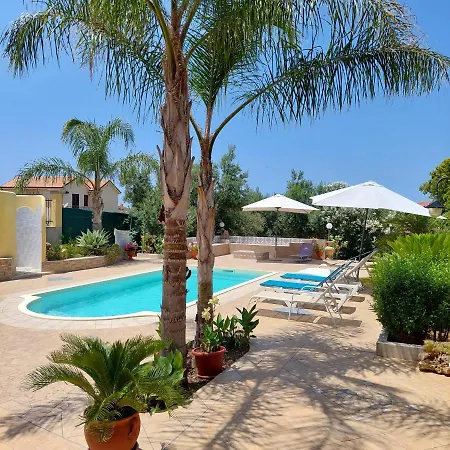 Summer Villa *