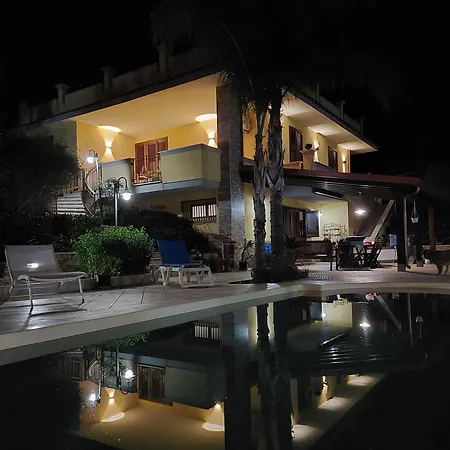 Summer Villa *